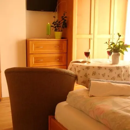 Apartment Viragoskert