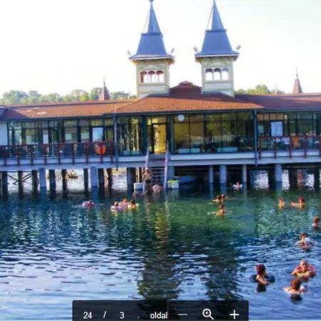 Apartment Viragoskert