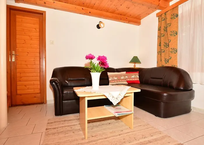 Apartment Viragoskert