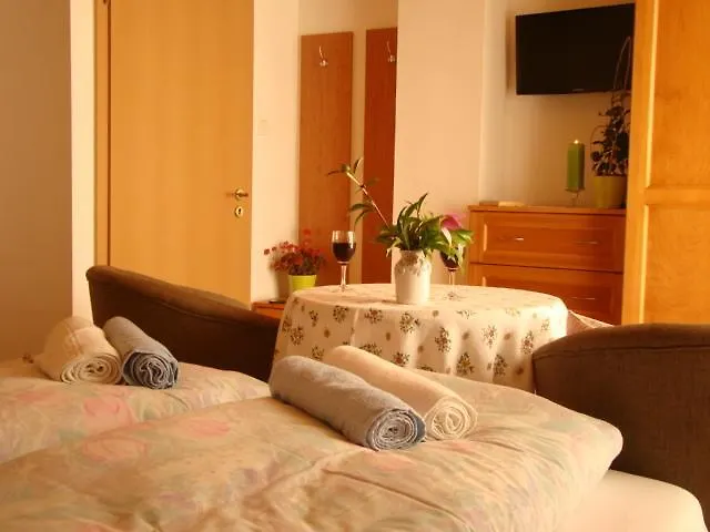 Viragoskert Lägenhet Hévíz