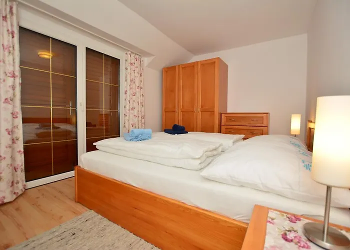 Apartment Viragoskert Heviz